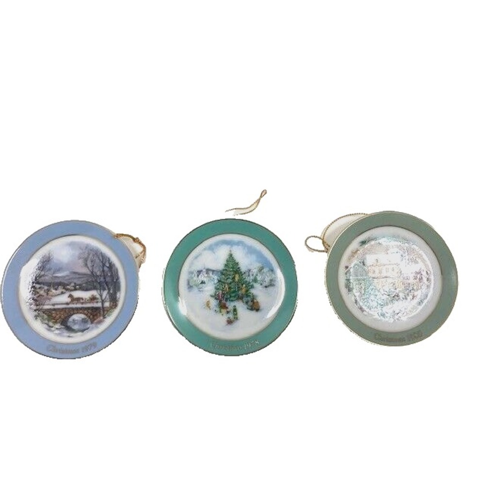 Set of three AVON - 3" Miniature Christmas‎ Plate ornaments  (1978, 1979, 1980)